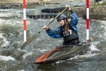 Reportáž | Sportovní | Vodní slalom