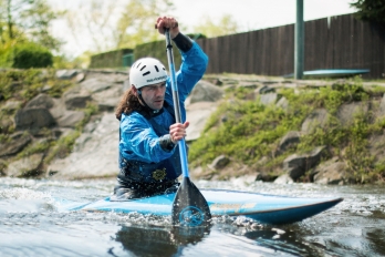 Reportáž | Sportovní | Vodní slalom