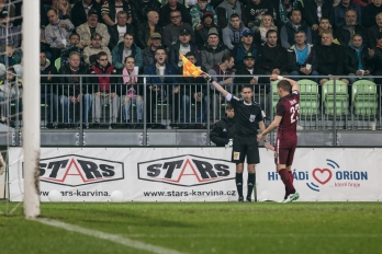 Reportáž | Sportovní | Fotbal - Karviná vs. Sparta